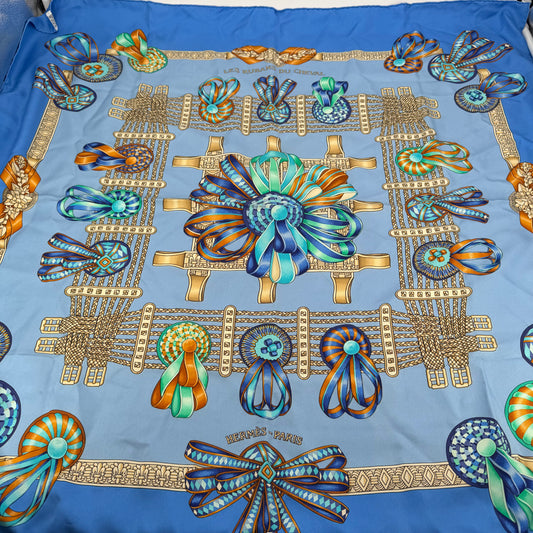 Hermès carré "Les rubans"