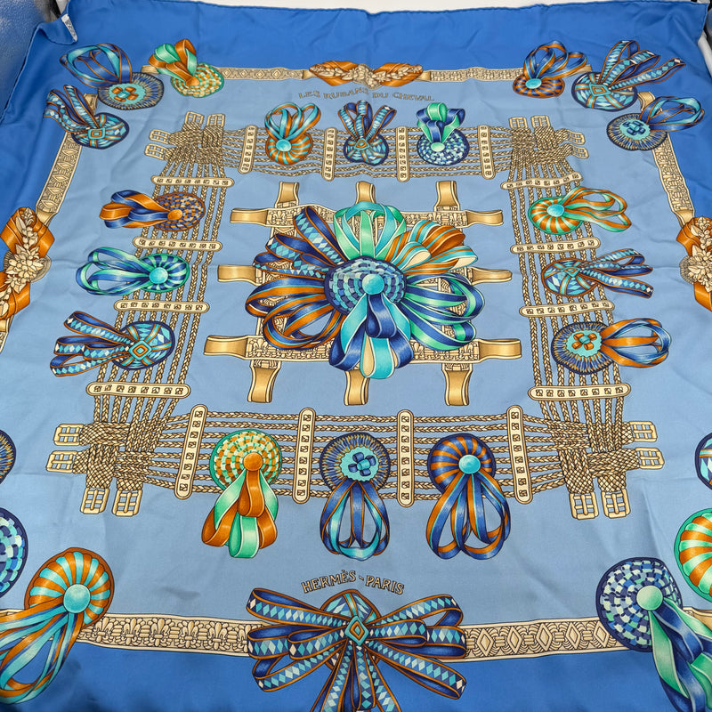 Hermès carré "Les rubans"