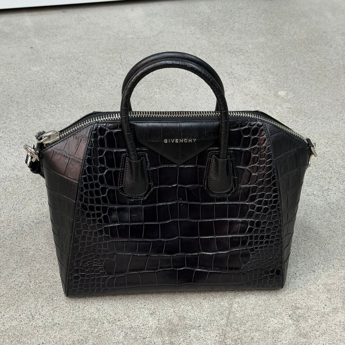Givenchy Antigona