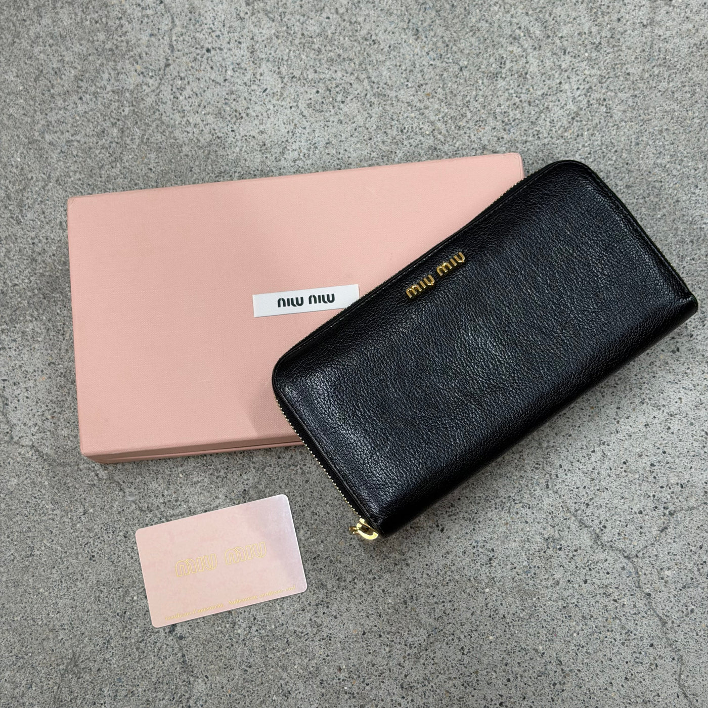 Miu Miu portefeuille long