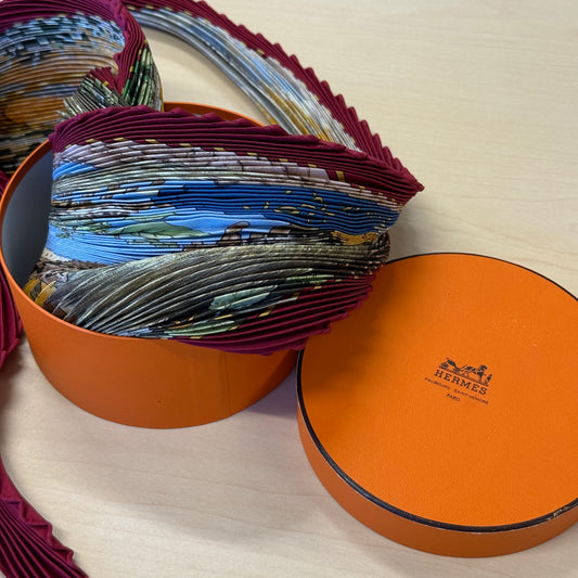 Hermès carré plissé « chasse au bois »