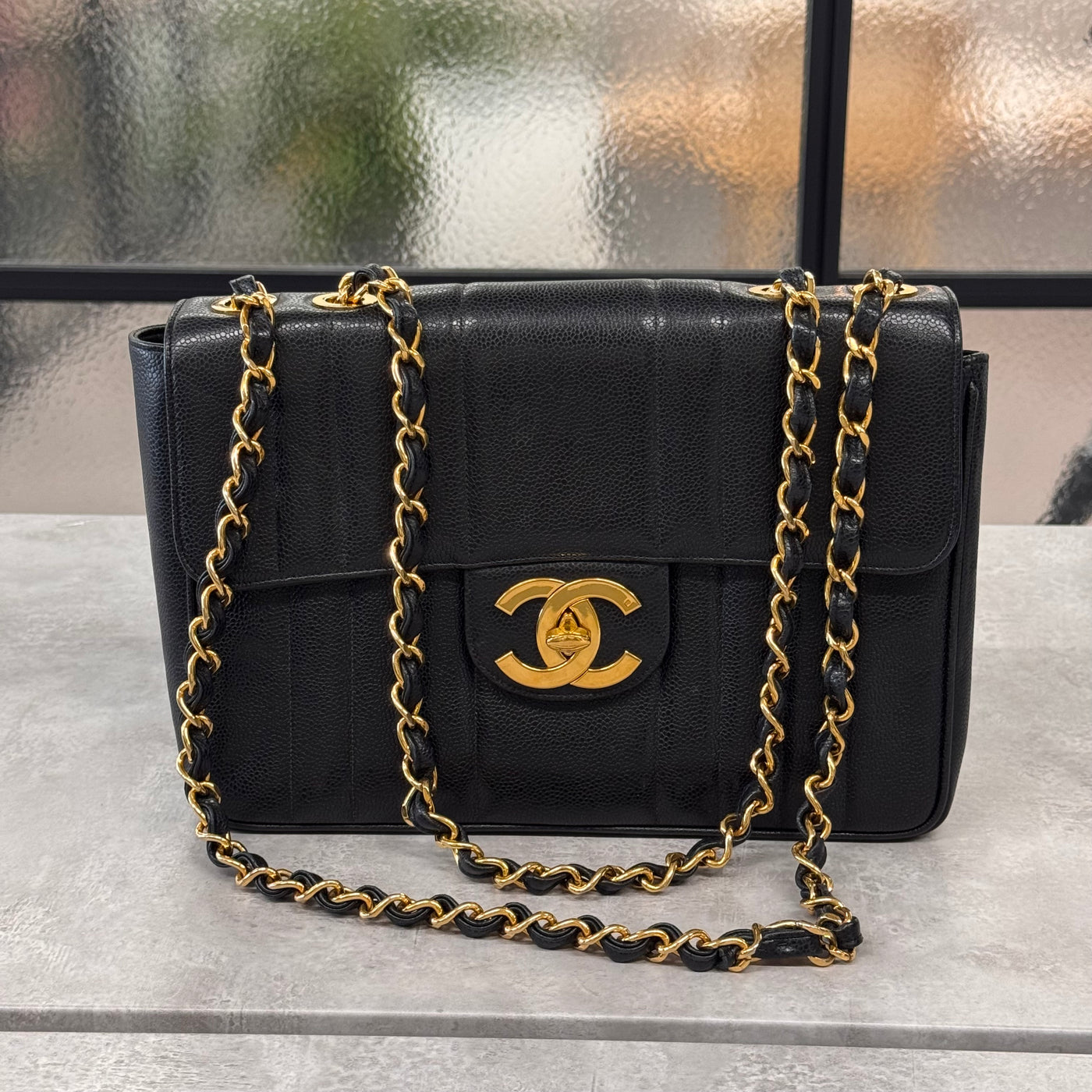 Chanel Jumbo vintage simple flap