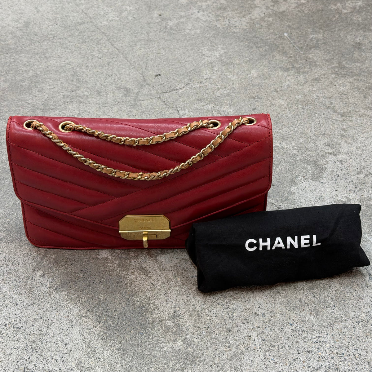 Chanel Chevron rouge