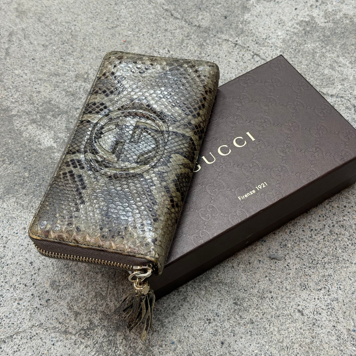Gucci wallet python