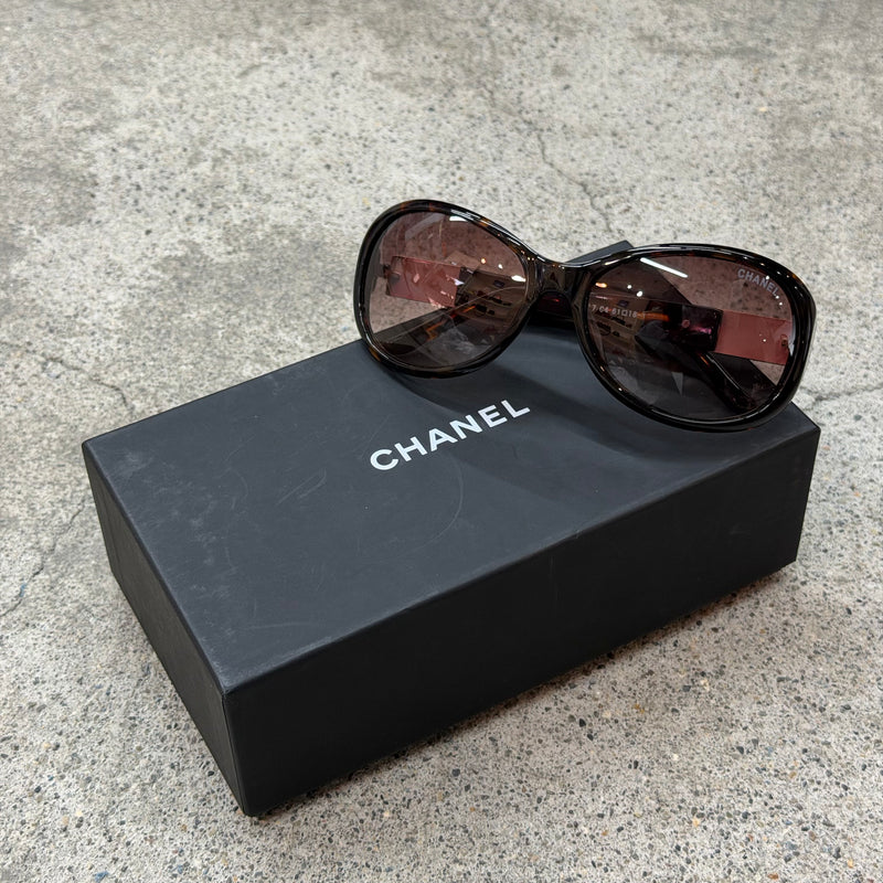 Chanel Lunettes de soleil