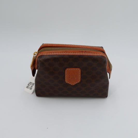 Celine pochette Macadam en cuir