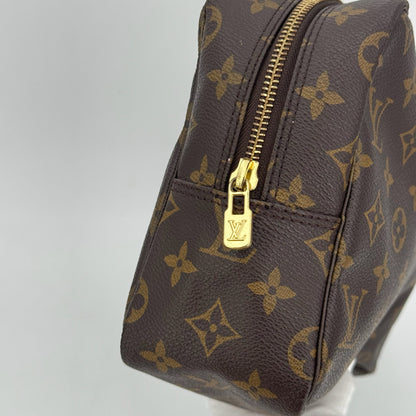 Louis Vuitton Trousse cosmétique