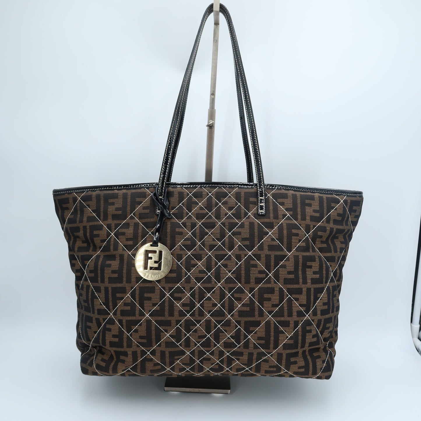 Fendi Shopping