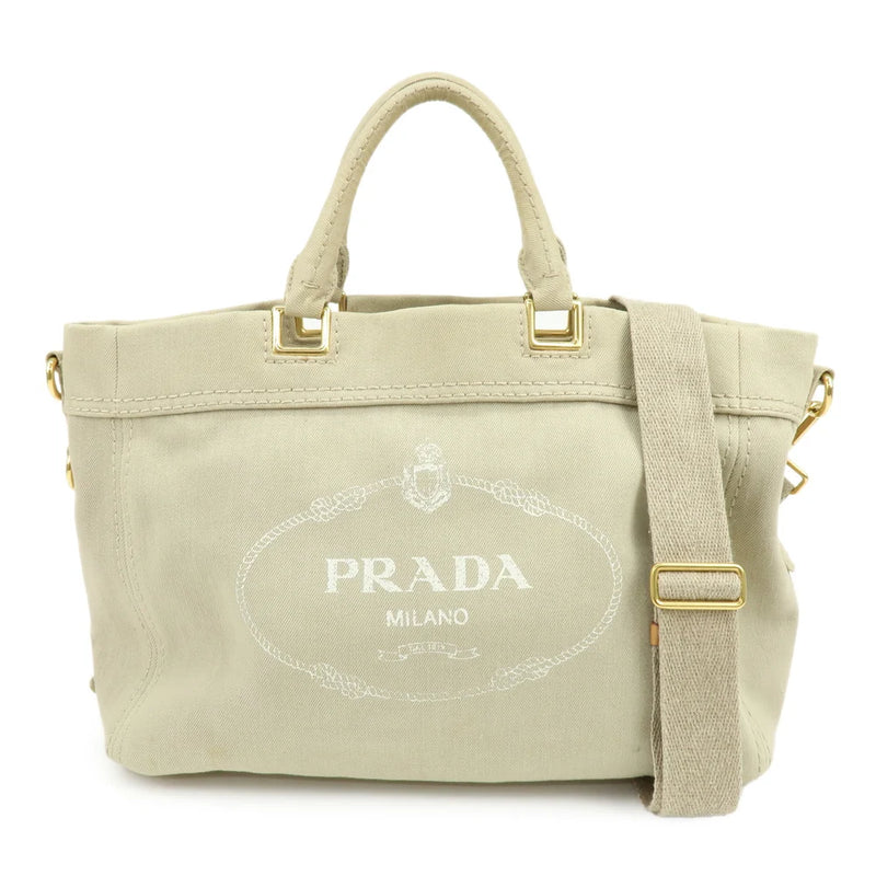 Prada Shopping