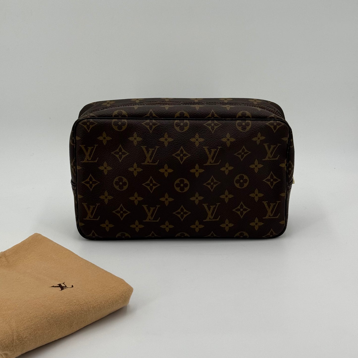 Louis Vuitton Trousse de Toilettes GM