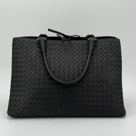 Bottega Veneta Shopping