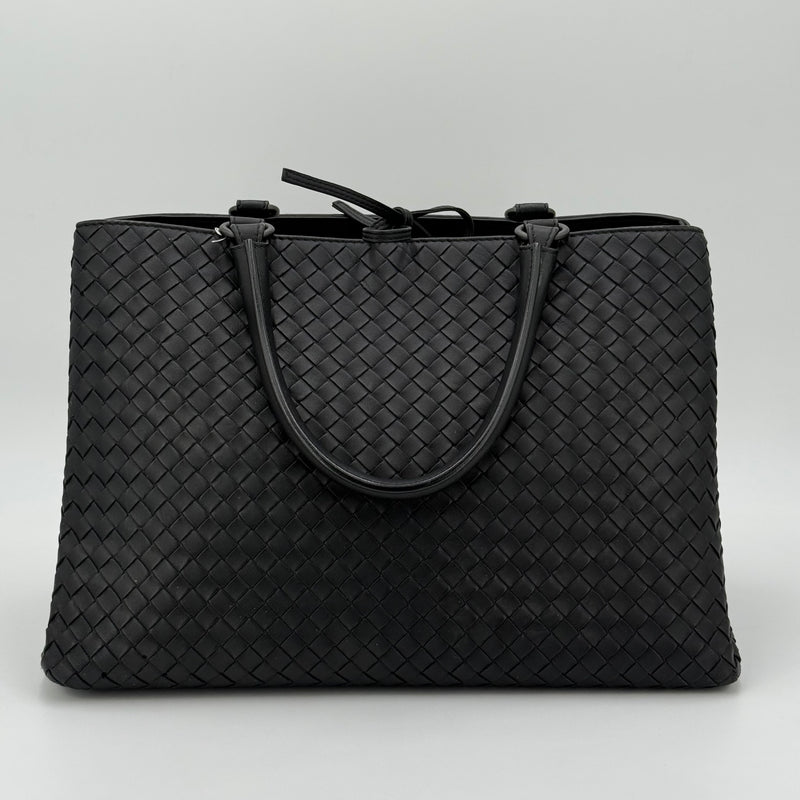 Bottega Veneta Shopping