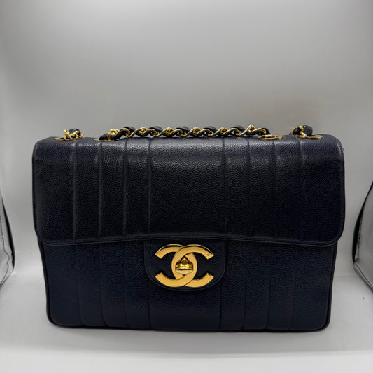 Chanel jumbo caviar navy