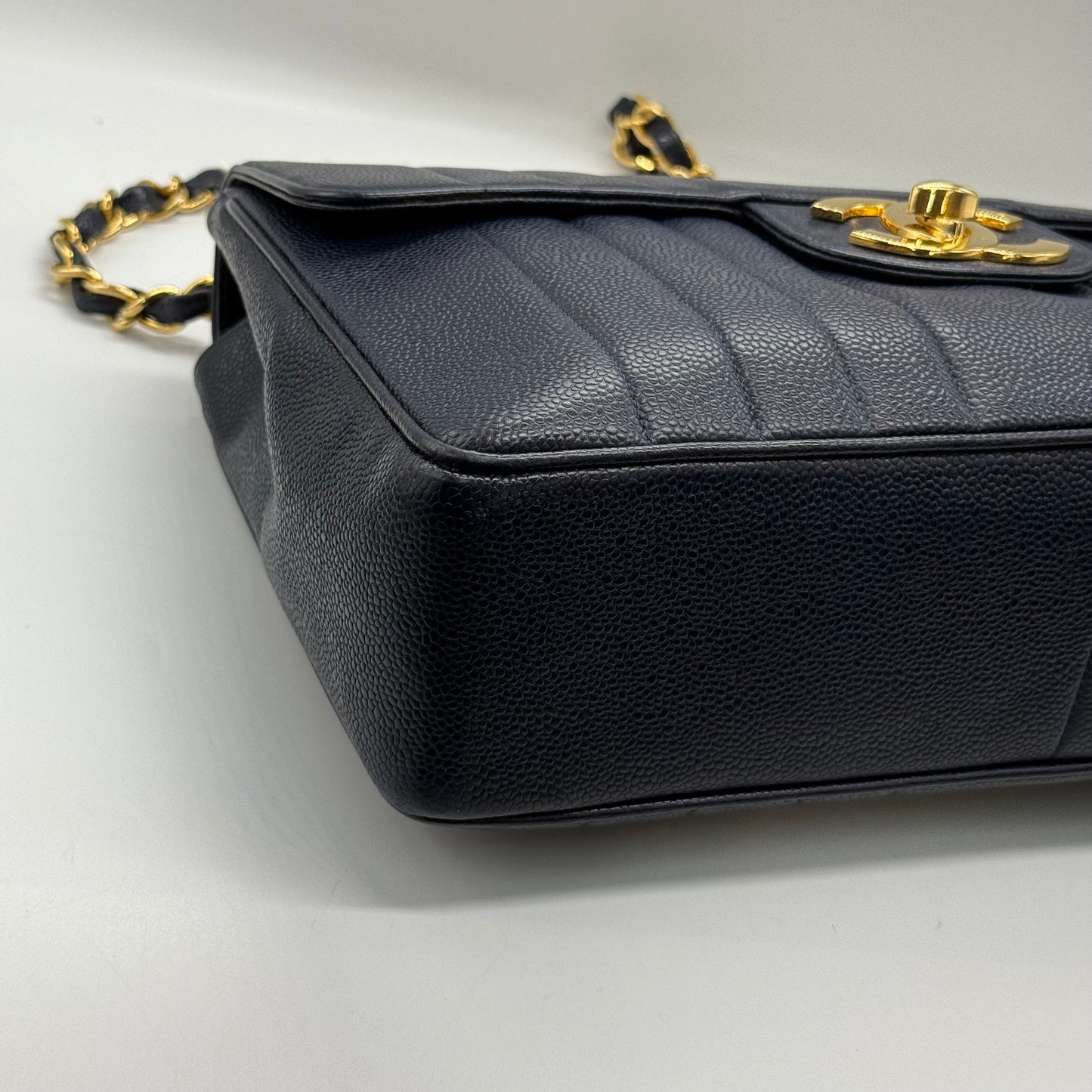 Chanel jumbo caviar navy