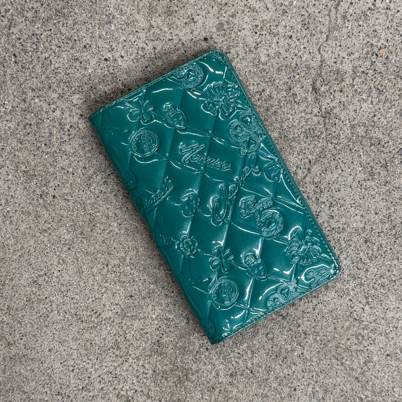 Chanel portefeuille lucky charms