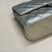 Chanel 11.12 doré
