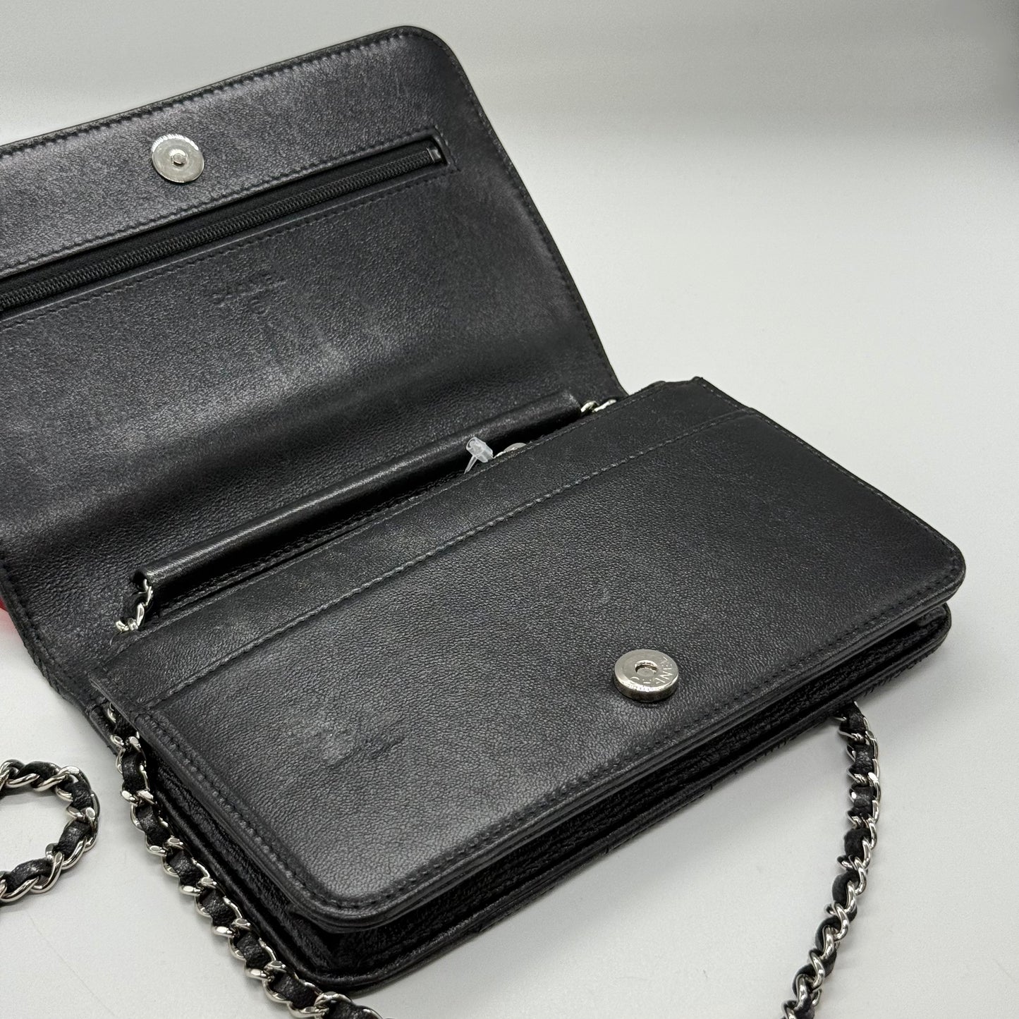 Chanel Wallet on Chain