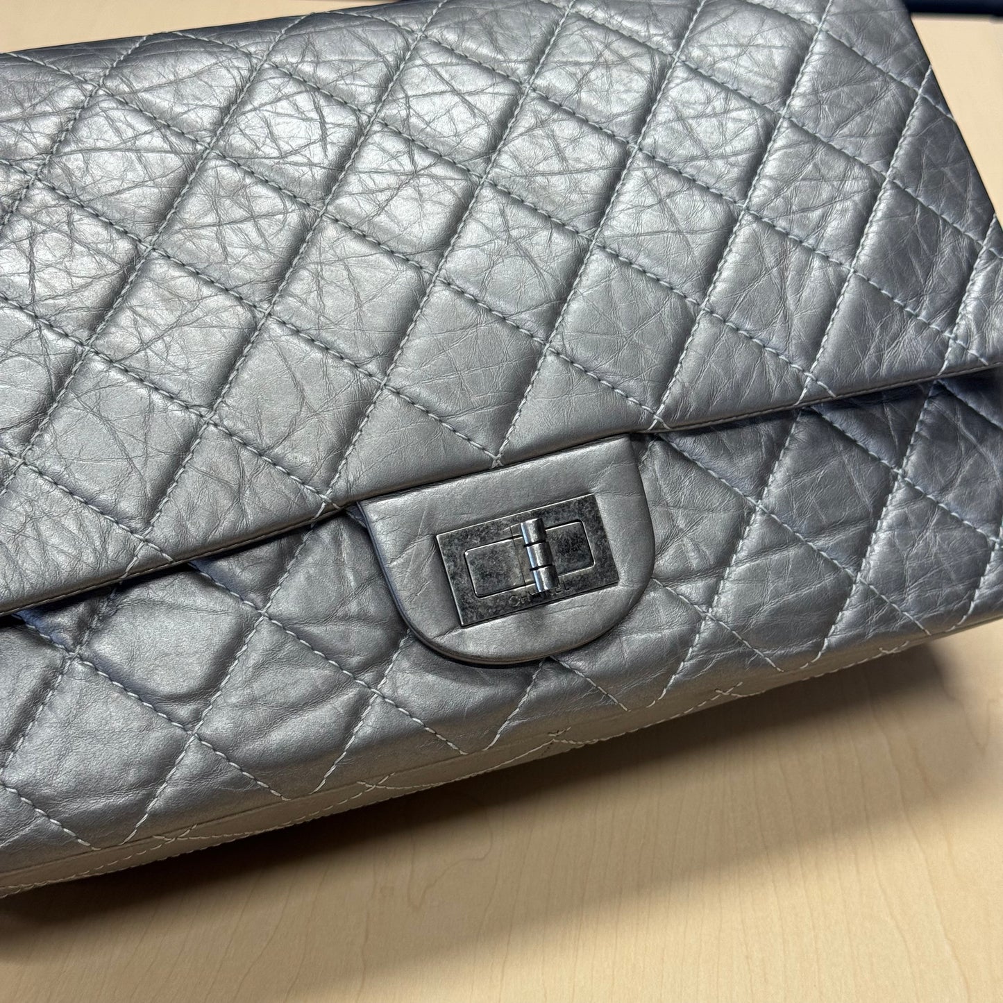 Chanel 2.55 Gris argent GM