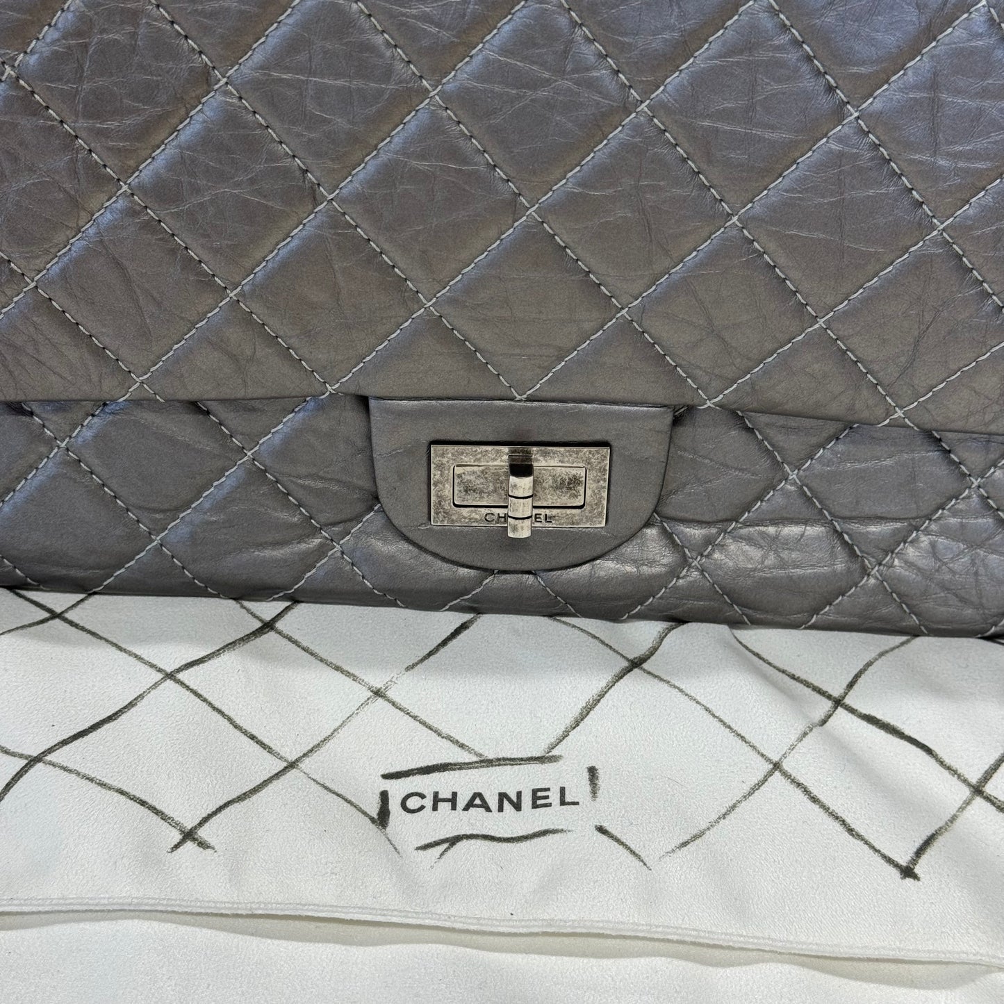 Chanel 2.55 Gris argent GM