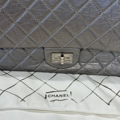 Chanel 2.55 Gris argent GM
