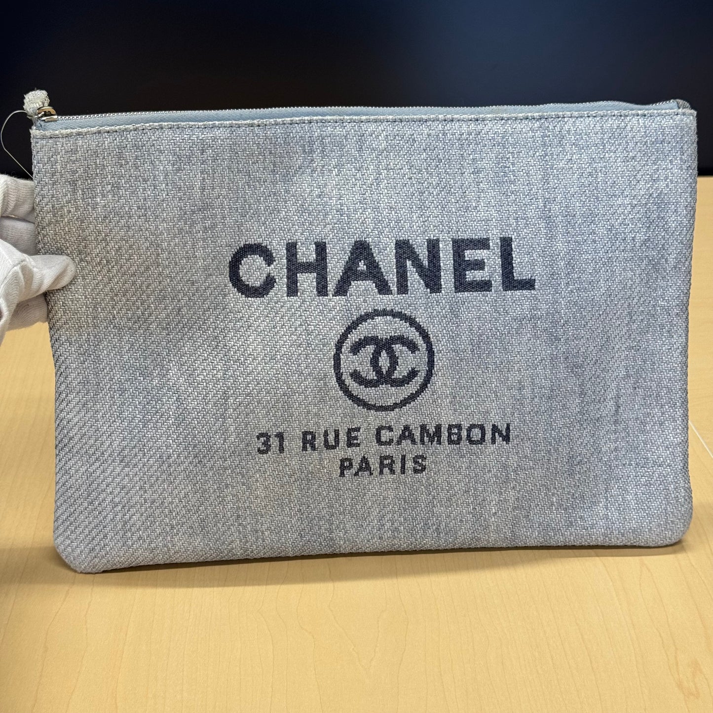 Chanel pochette Deauville