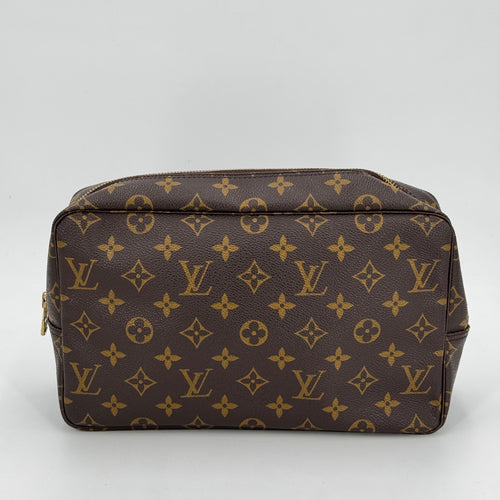 Louis Vuitton Trousse cosmétique