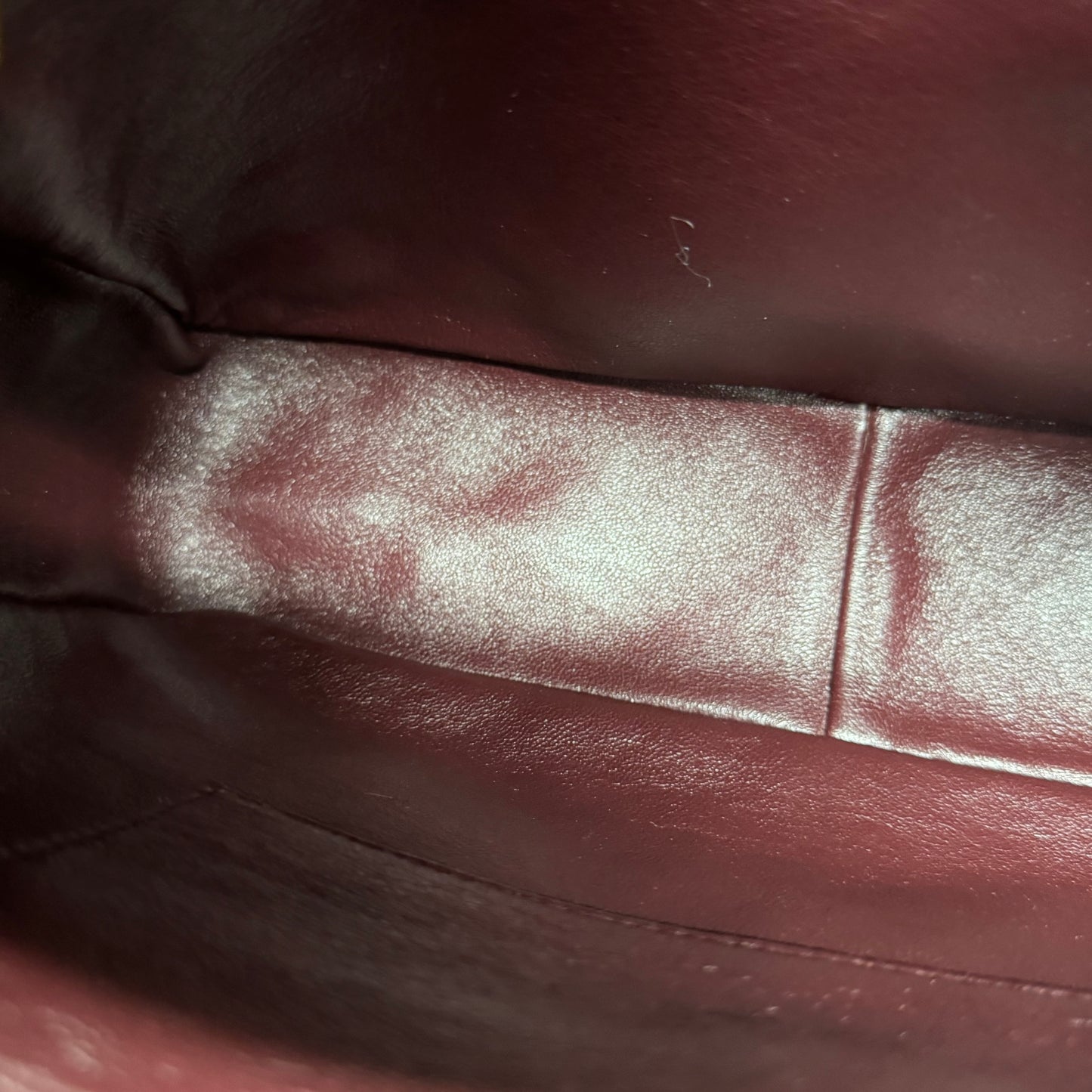 Chanel caméra Bordeaux