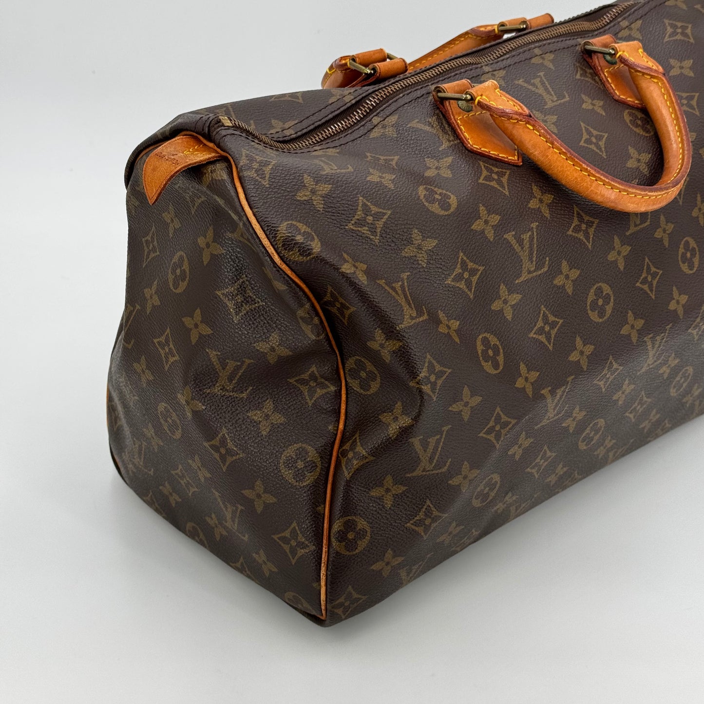 Louis Vuitton Speedy 40