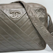 Chanel camera kaki