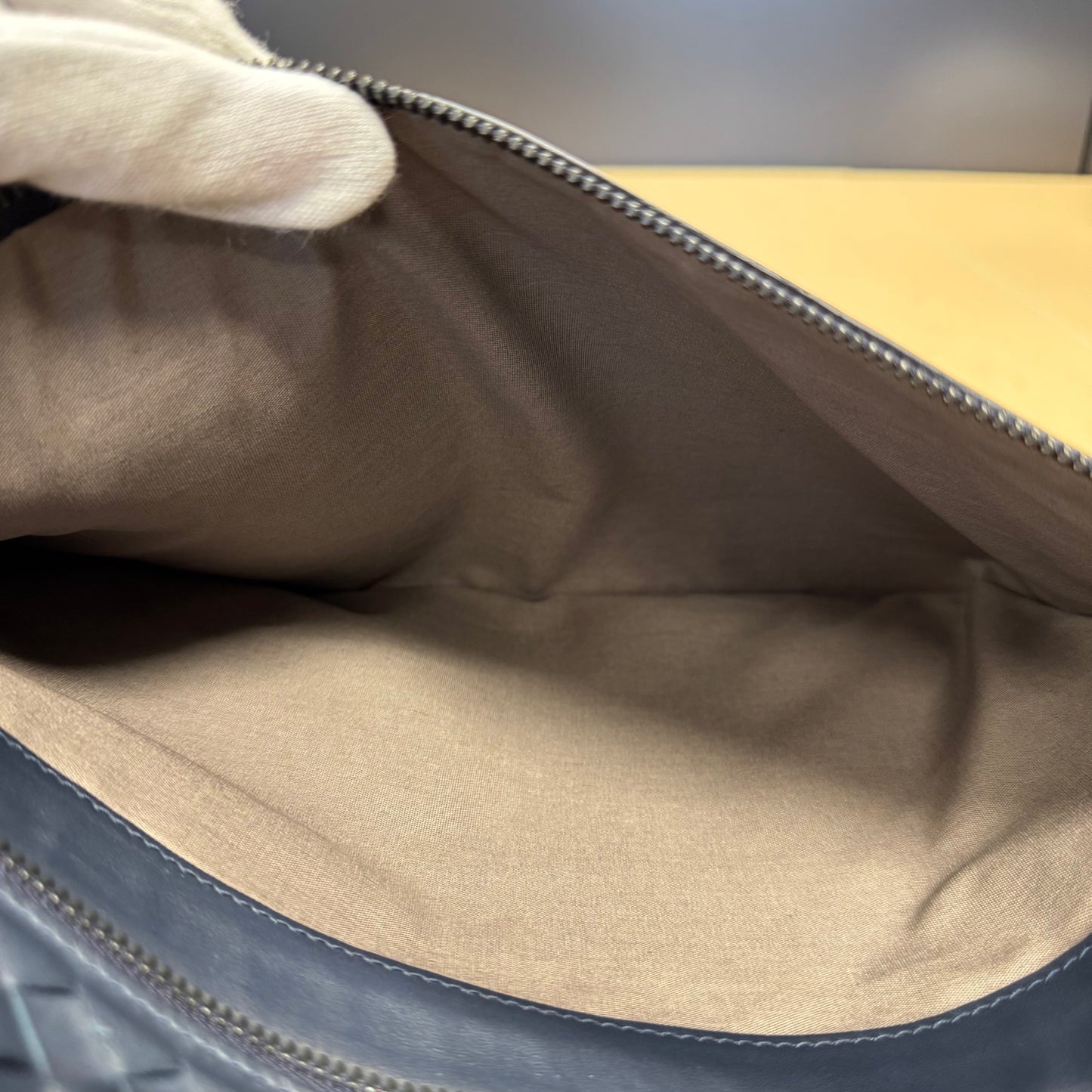 Bottega Veneta Porte documents