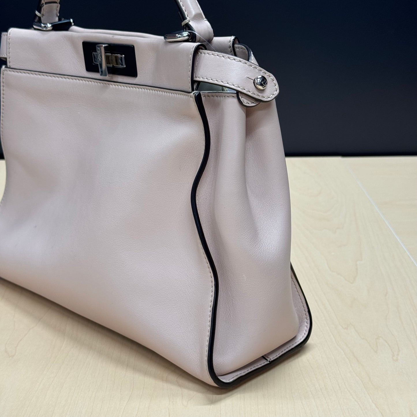 Fendi Peekaboo soft rose