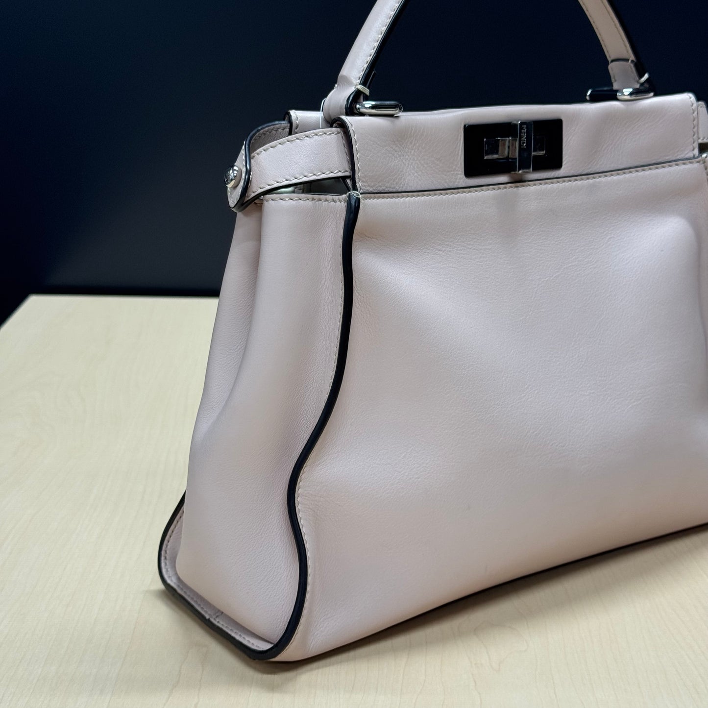 Fendi Peekaboo soft rose