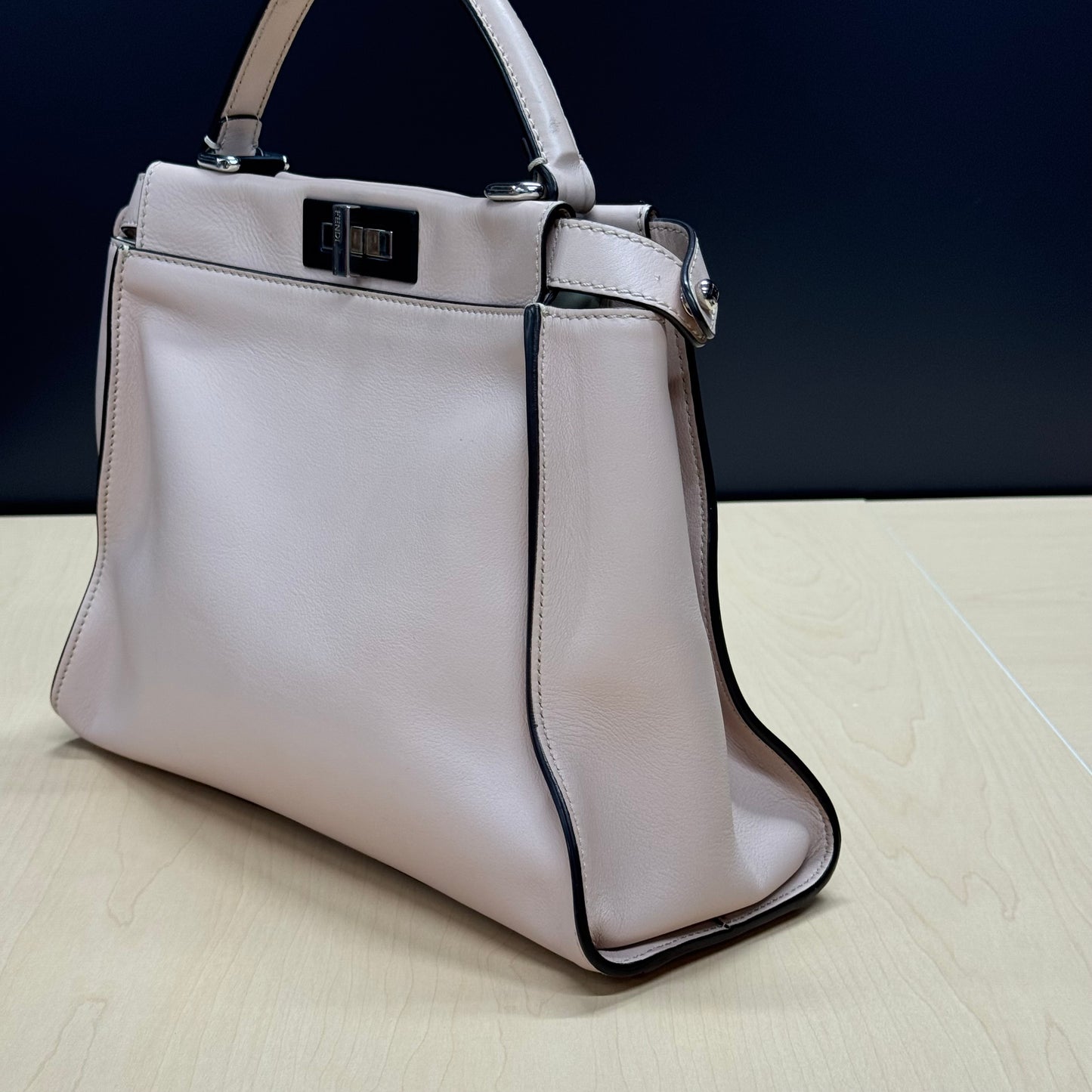 Fendi Peekaboo soft rose