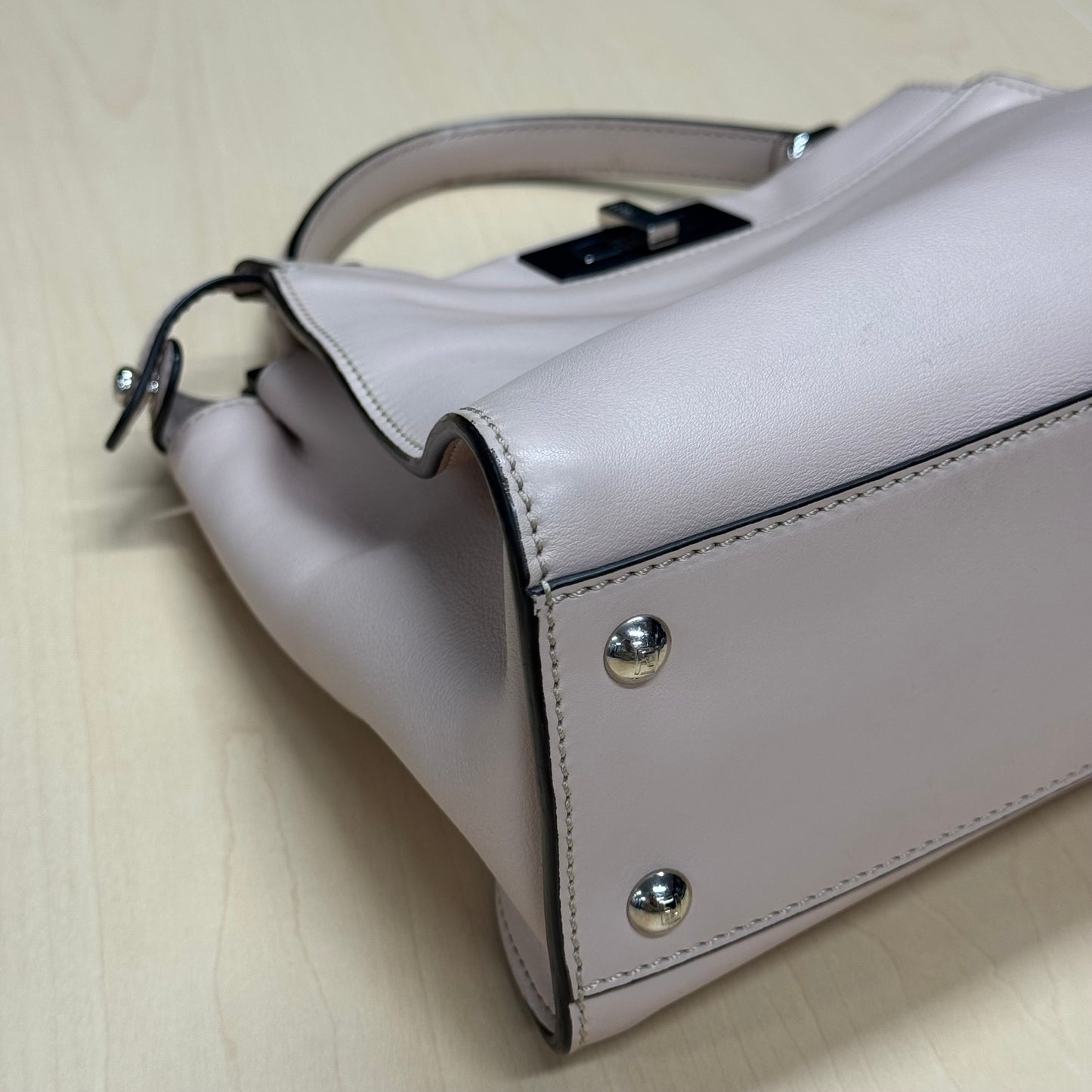 Fendi Peekaboo soft rose