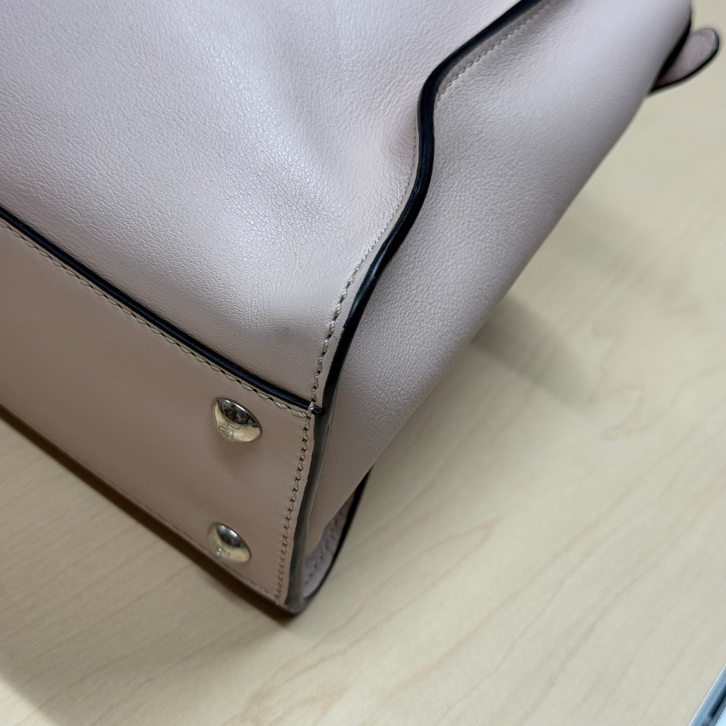 Fendi Peekaboo soft rose