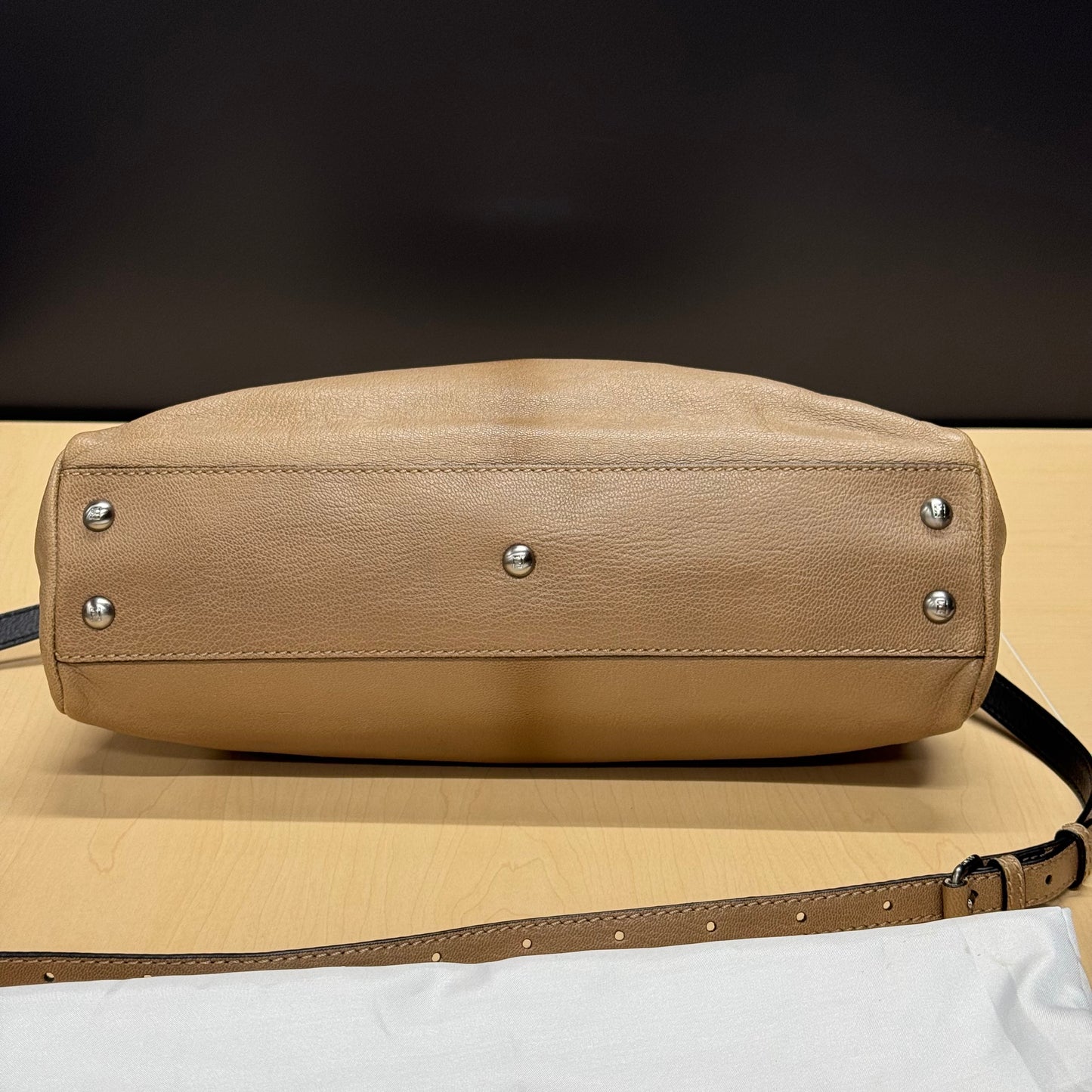 Fendi peekaboo MM soft camel