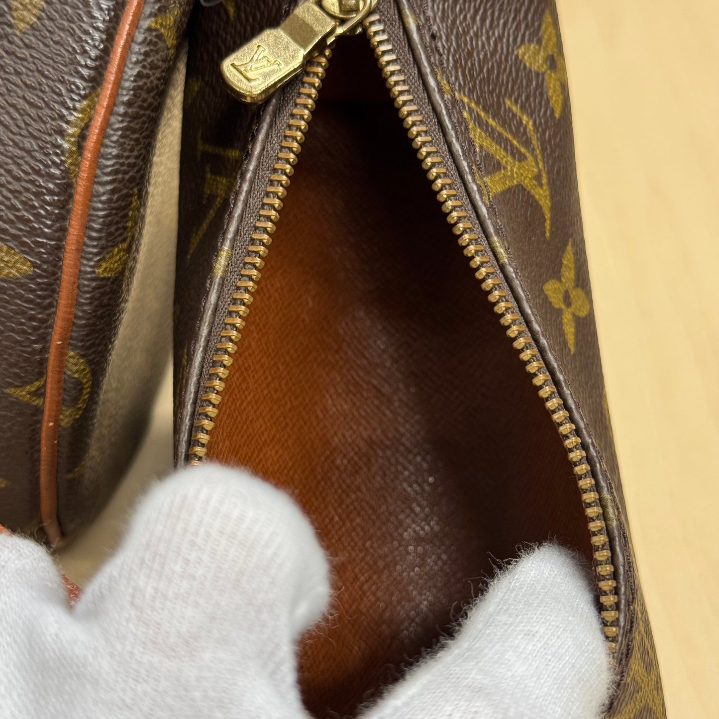 Louis Vuitton Papillon