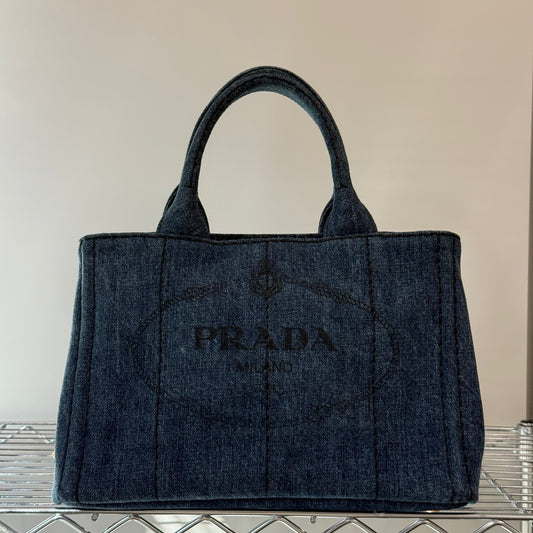 Prada Canapa