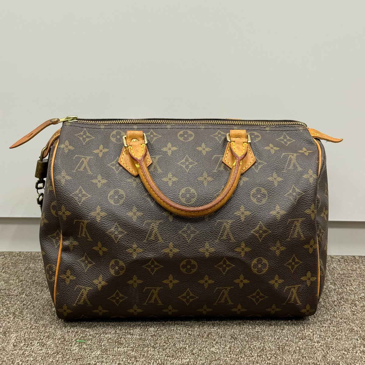 Louis Vuitton Speedy