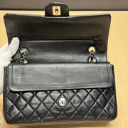 Chanel 11.12 noir