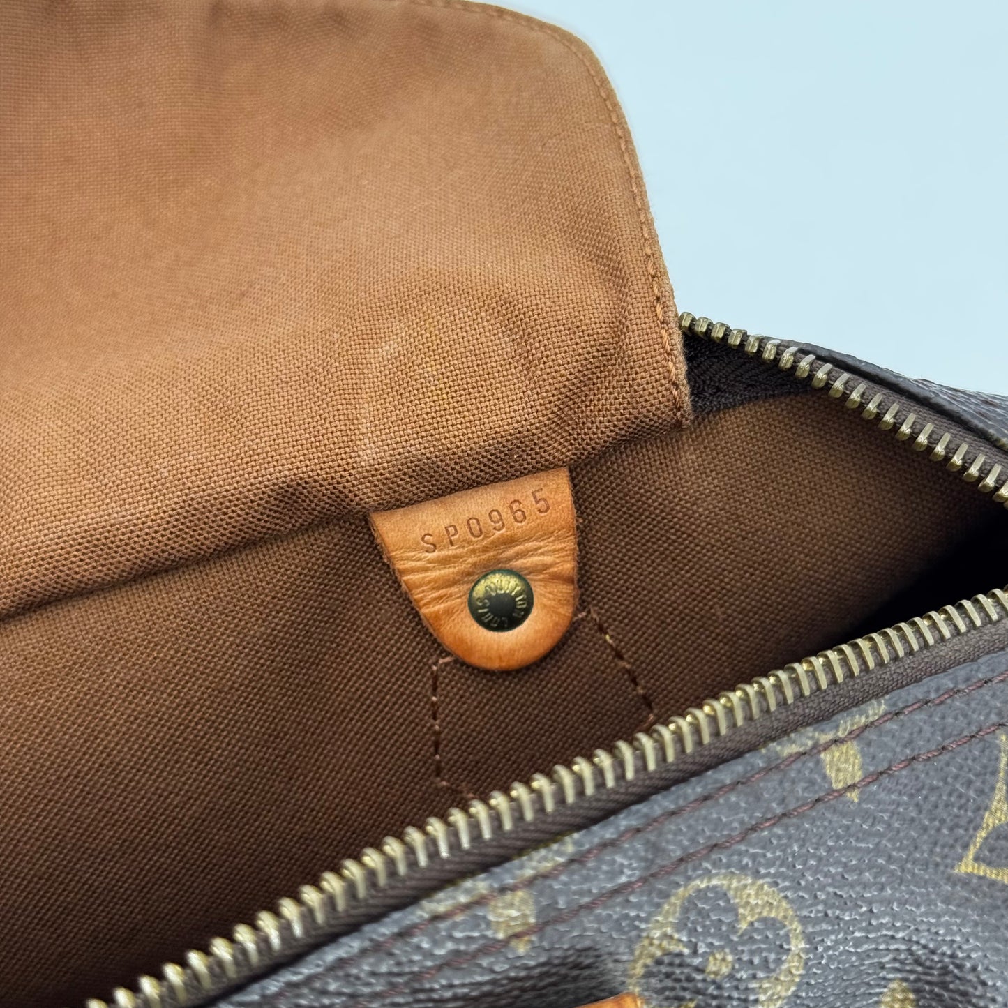 Louis Vuitton speedy 30