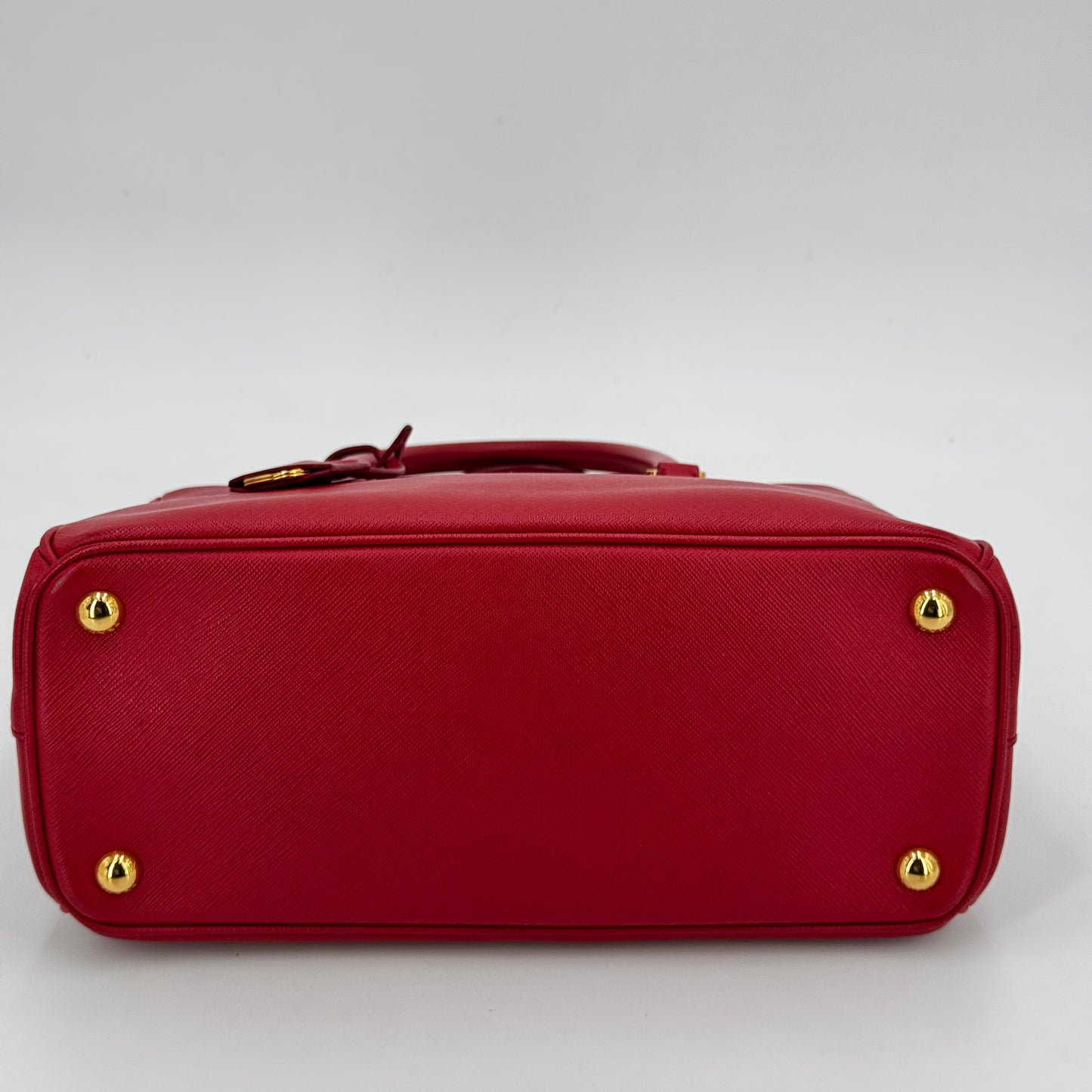 Prada Galleria MM rouge