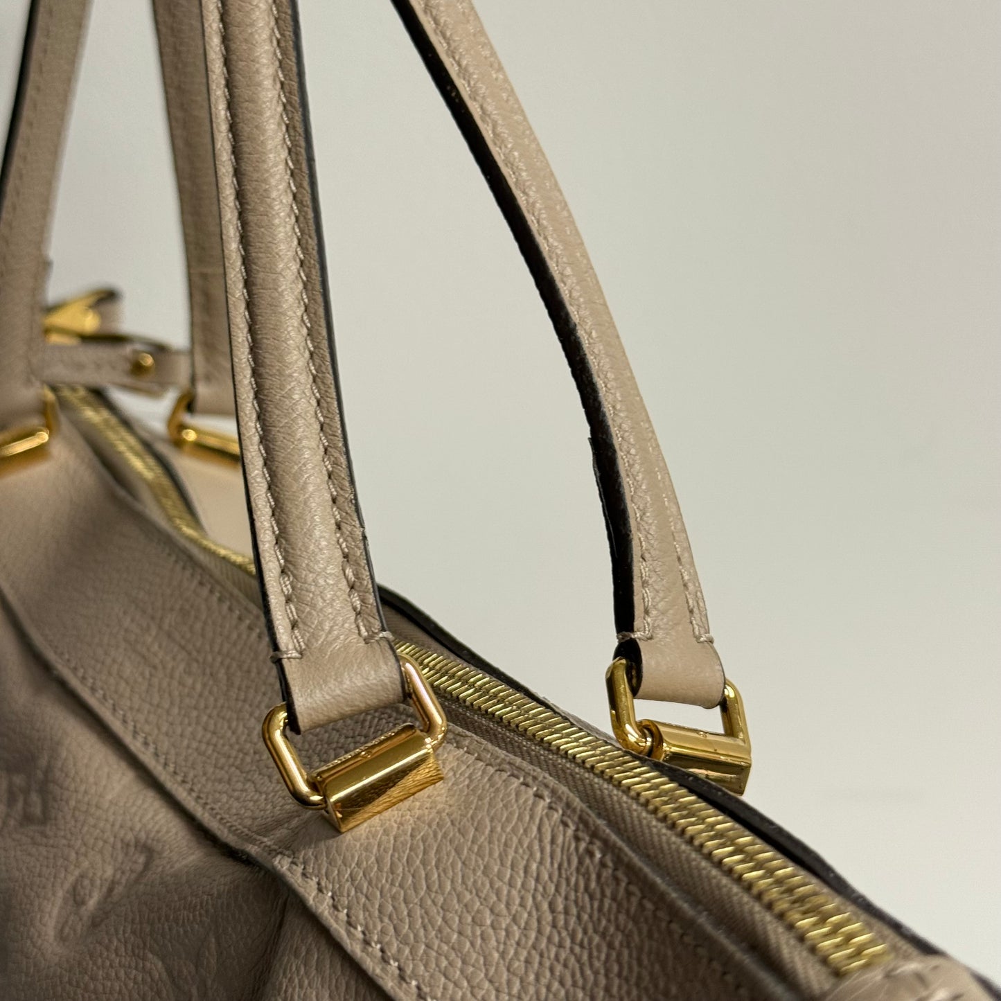 Louis Vuitton Empreinte Bastille