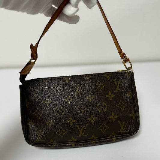 Louis Vuitton Pochette Accessoires