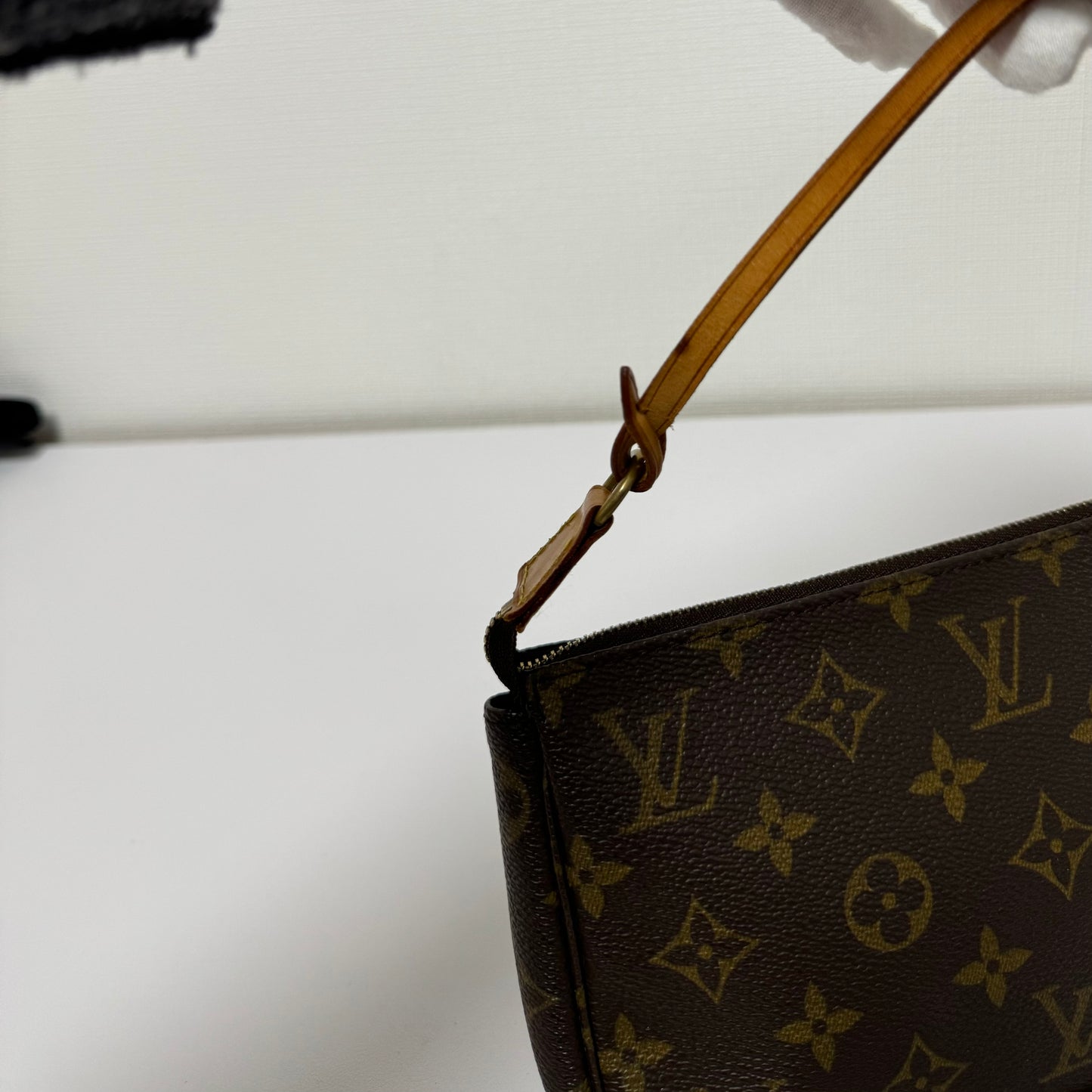 Louis Vuitton Pochette Accessoires