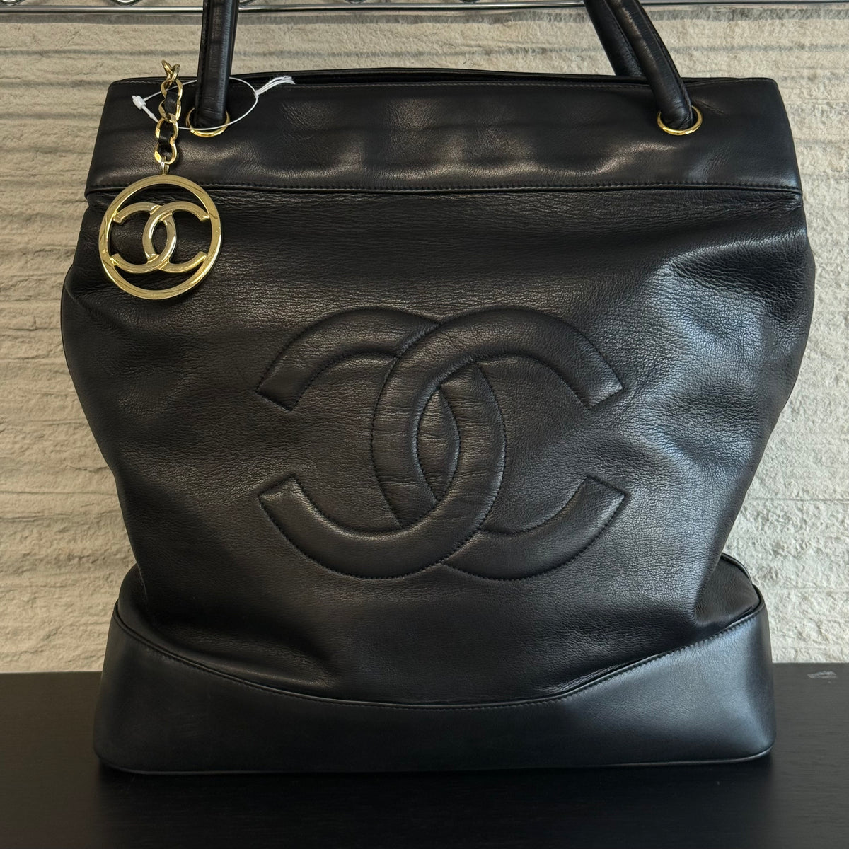 Chanel Shopping