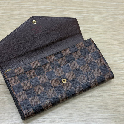 Louis Vuitton Portefeuille Sarah