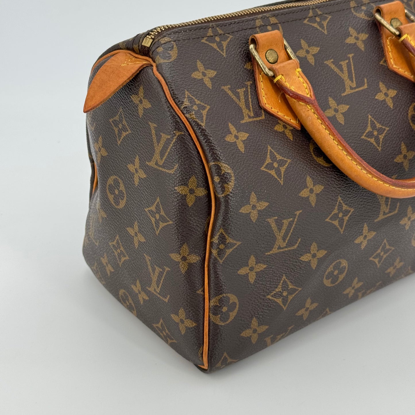 Louis Vuitton speedy 25 monogram