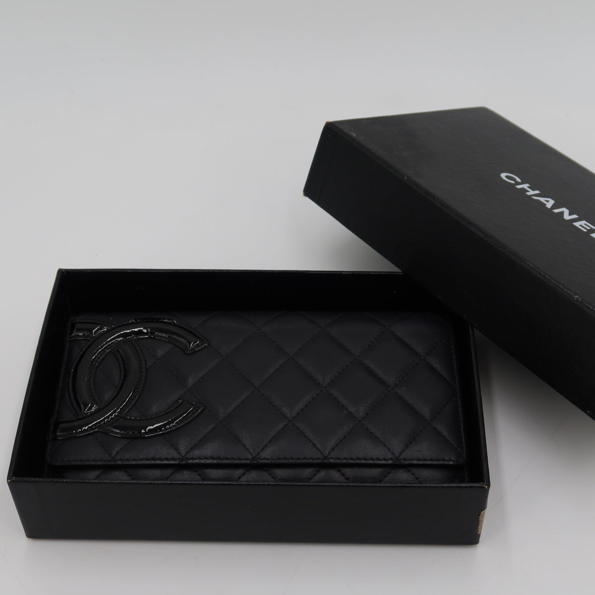 Chanel  portefeuille cambon recto-verso