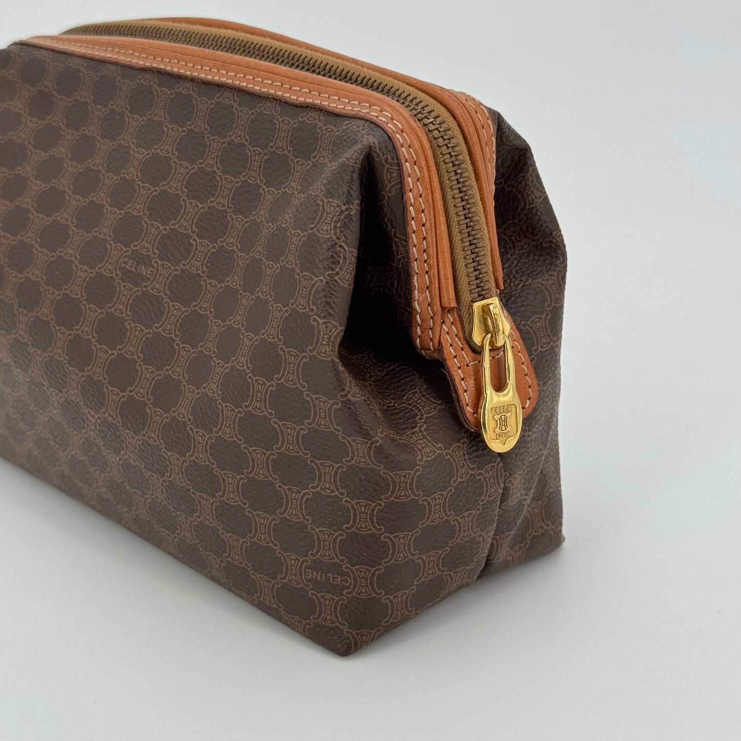 Celine pochette cosmétiques